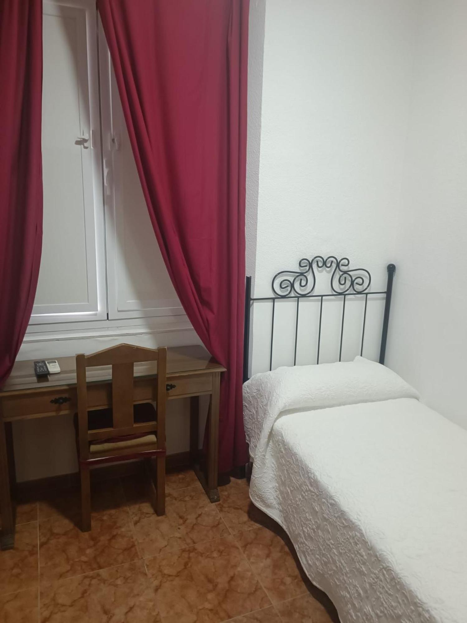 Rooms Los Montes 그라나다 외부 사진