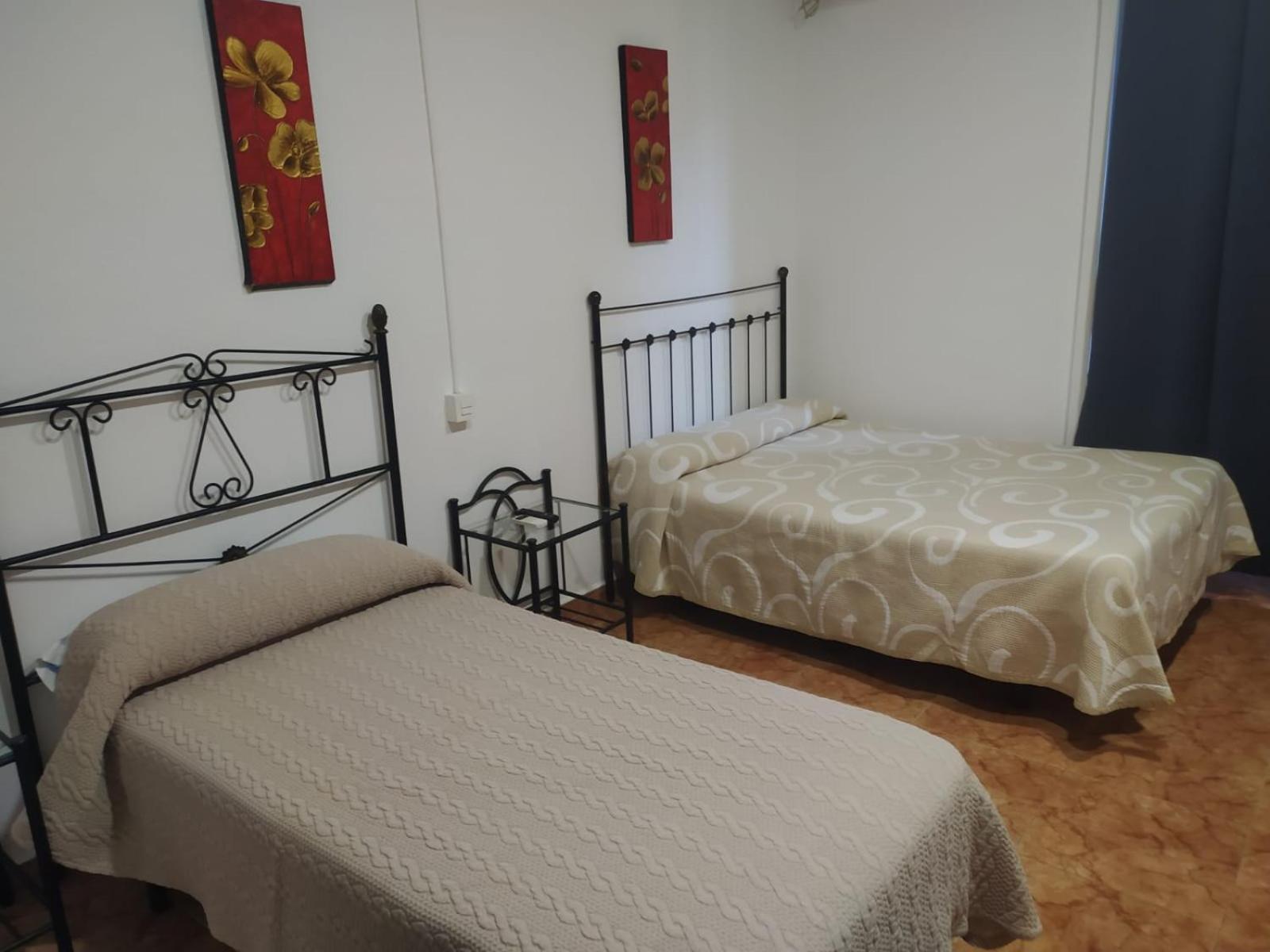 Rooms Los Montes 그라나다 외부 사진